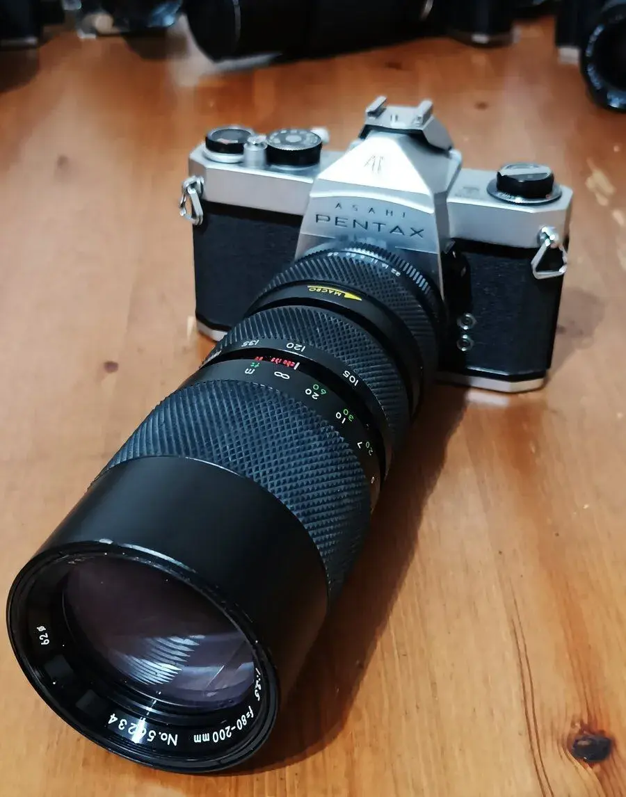 ASAHI PENTAX SP 500 (Pentor Auto-Zoom 80-200mm) - 1971
