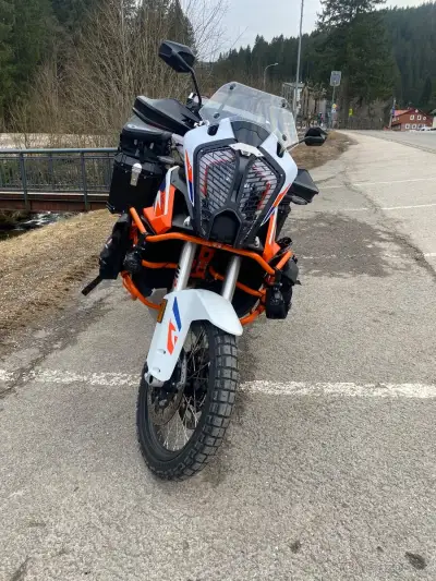 KTM 1290 super adventure