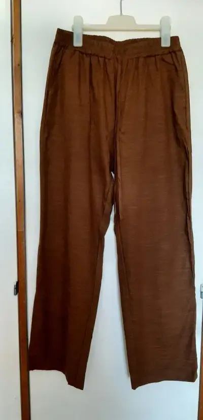 Nové široké kalhoty L