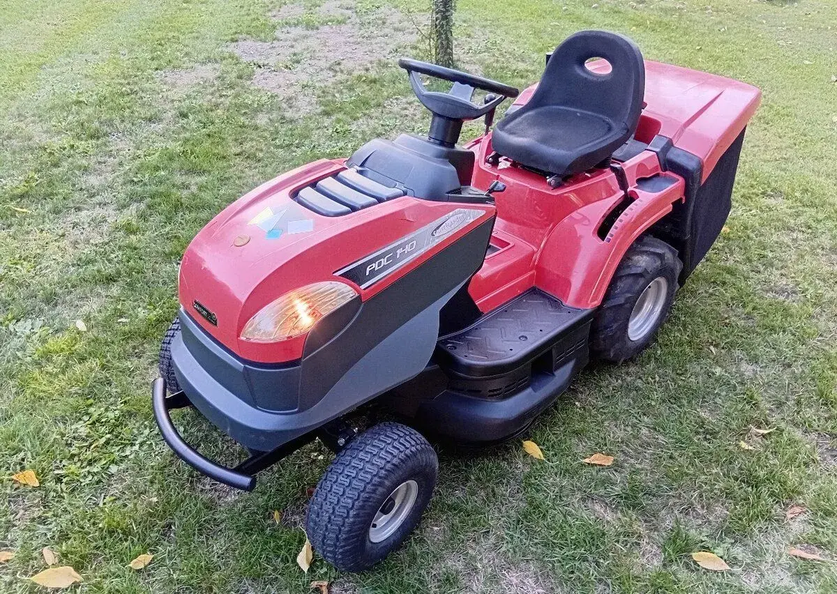 Zahradní traktor Castelgarden PDC140