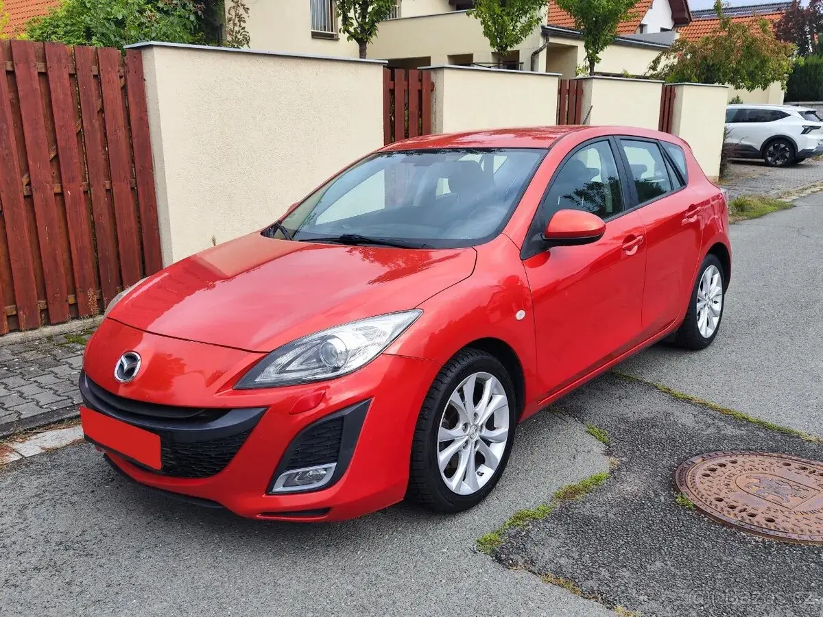 Mazda – 2011, 143 900 km