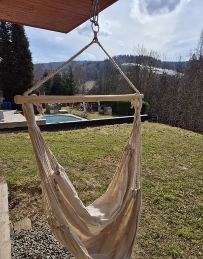 Závěsná látková houpačka