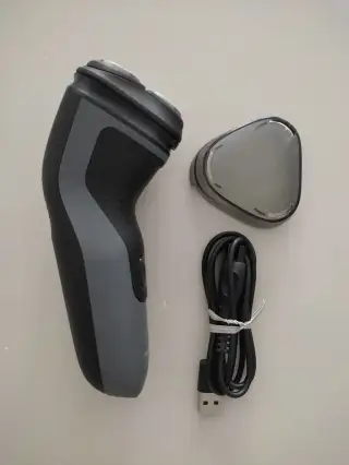 Holící strojek PHILIPS S1142/00