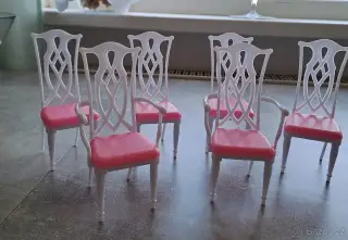 Židle pro panenky
