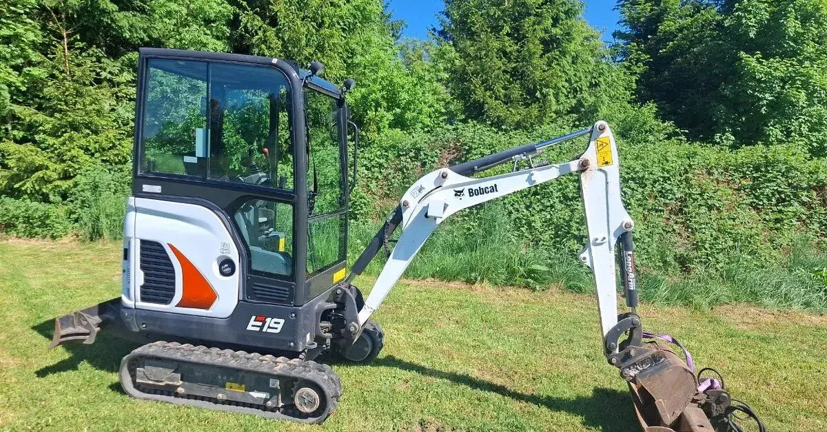 Minibagr Bobcat E19 – 2023 pouze 630mth