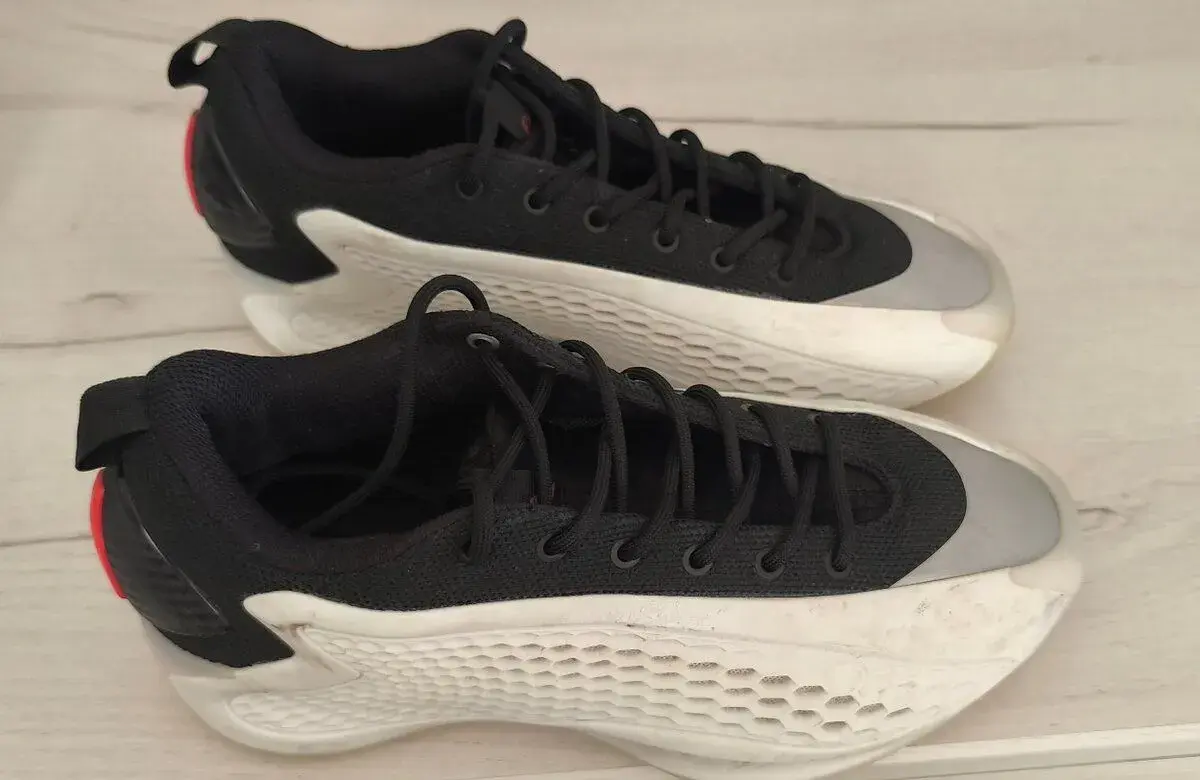 Basketbalové boty Adidas Anthony Edwards 40
