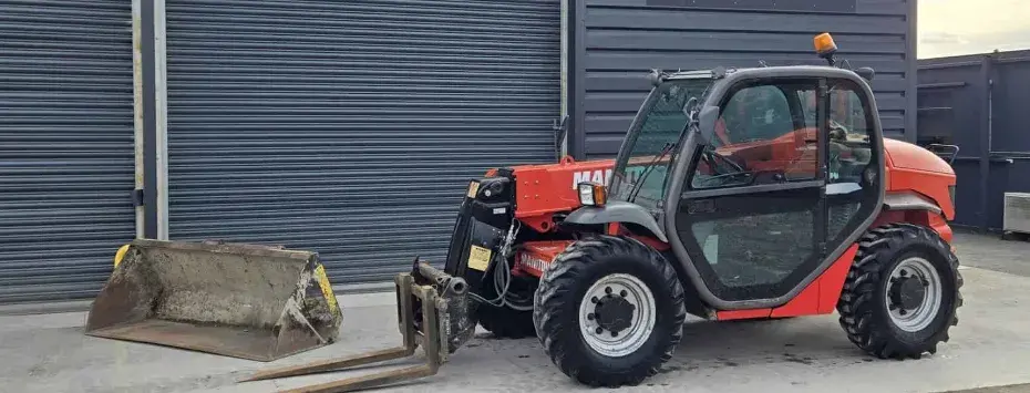 Teleskopický manipulátor Manitou MLT 523
