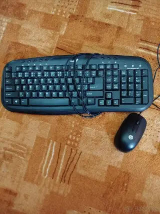 Klávesnice s myší