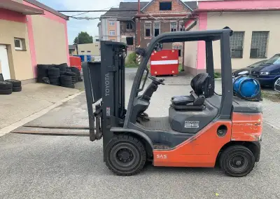 Prodej vysokozdvižného vozíku