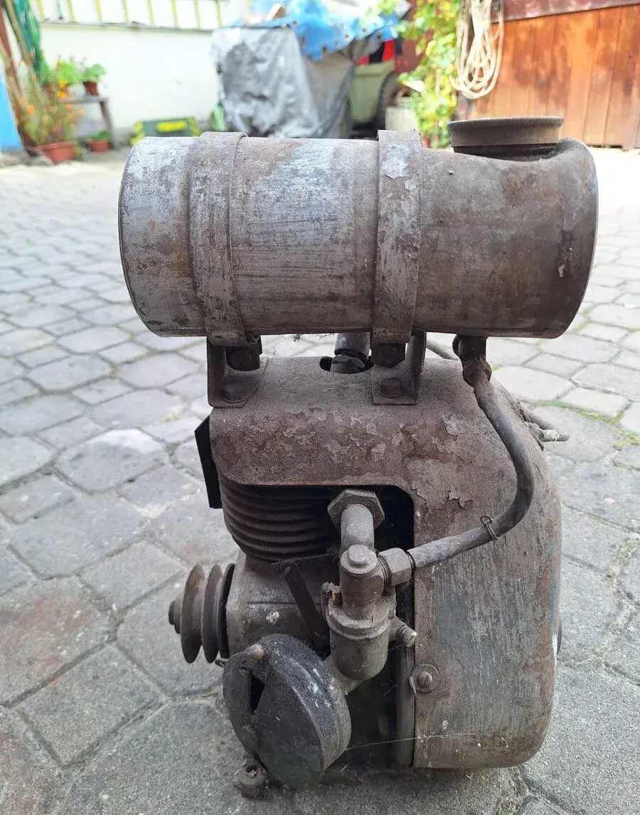 Stabilní motor