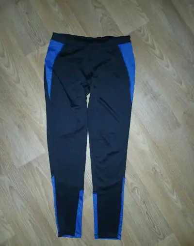 Dámské sportovní legíny, M