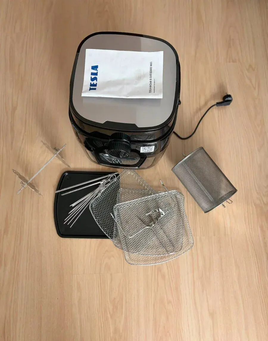 TESLA AirCook & Grill QG800 WiFi – minimálně používaná
