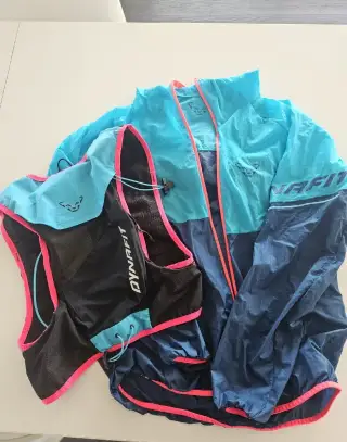 Dynafit bunda + běžecký batoh