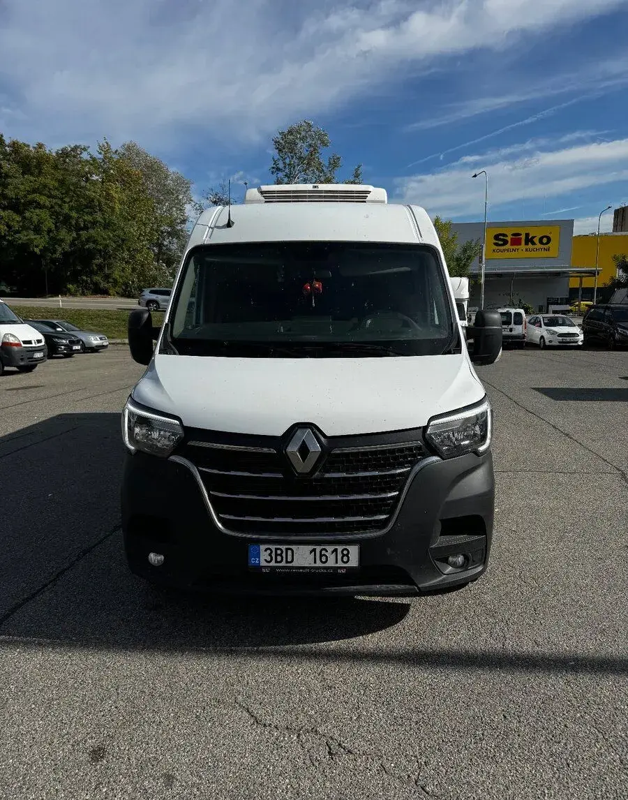 Renault Master – 2023, 126 000 km