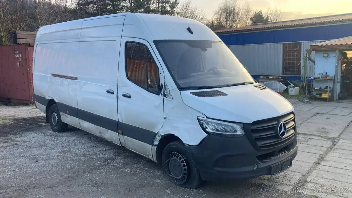Mercedes-Benz Sprinter – 2020, 299 326 km