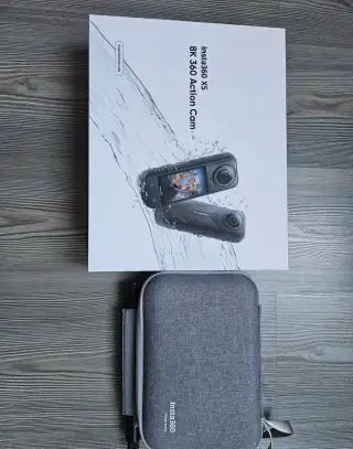 Insta360 X5 Essentials Bundle