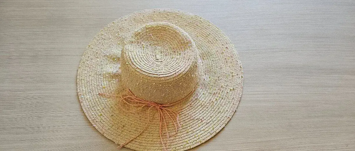 Dívčí letní klobouk