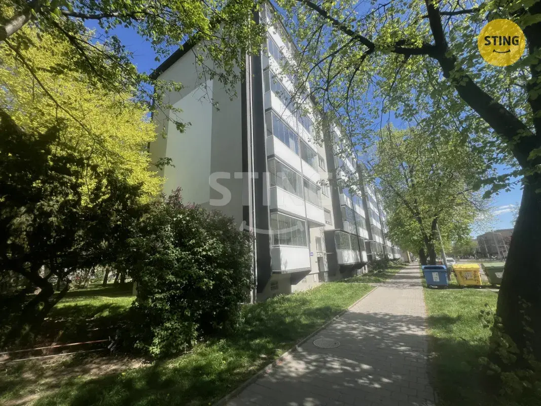Prodej družstevního bytu 2+1 s lodžii o 58m2, 135438