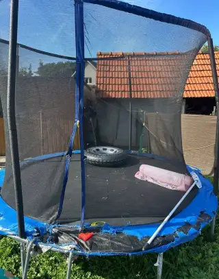 Trampolína