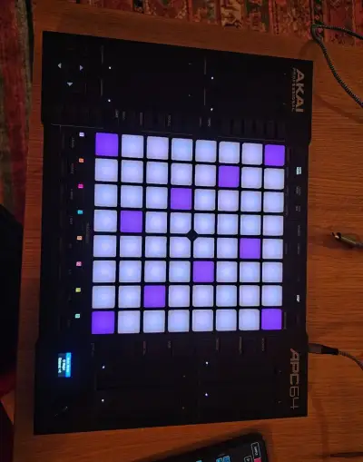 AKAI APC64