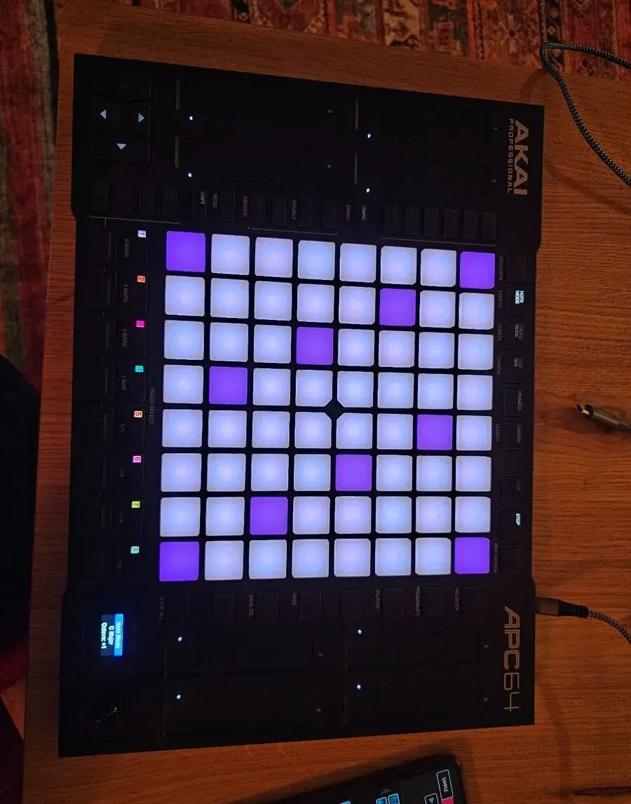 AKAI APC64