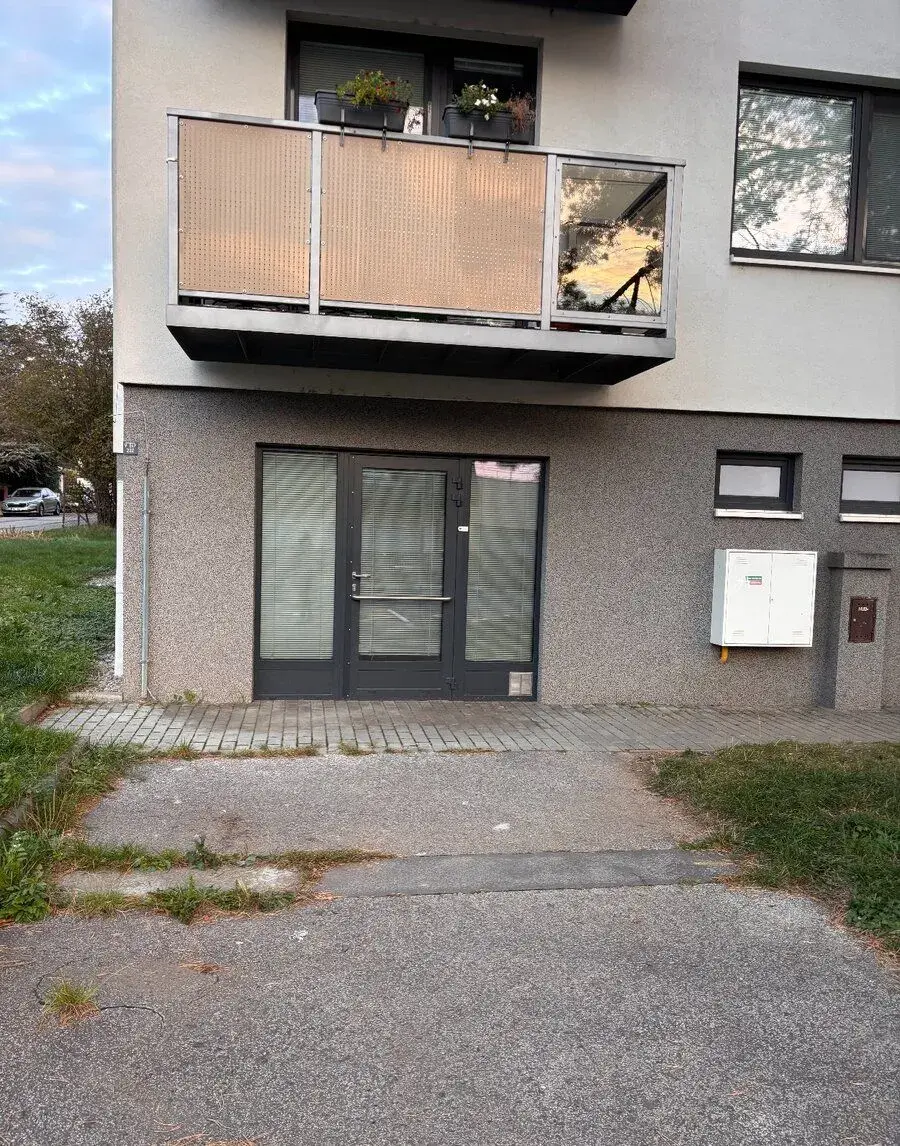 Pronájem prostoru - provozovna kosmetických služeb