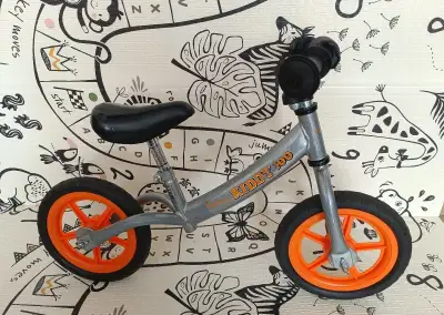Dětské odrážedlo 4UNIQ Kiddy 100