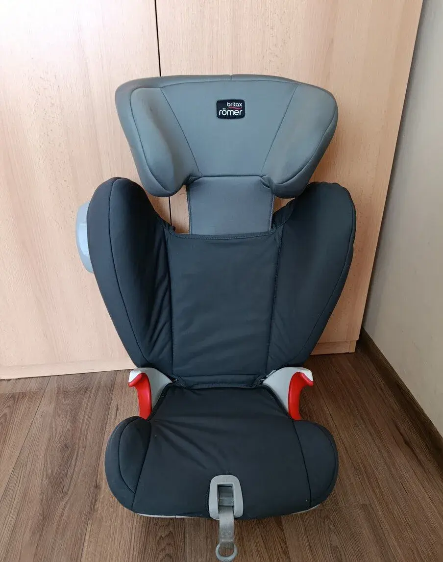 Autosedačka Britax Römer (15-36kg) - izofix