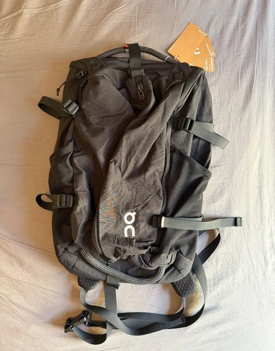 Černý batoh ON speed pack 30L