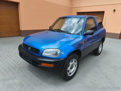 Toyota RAV4 – 242 700 km
