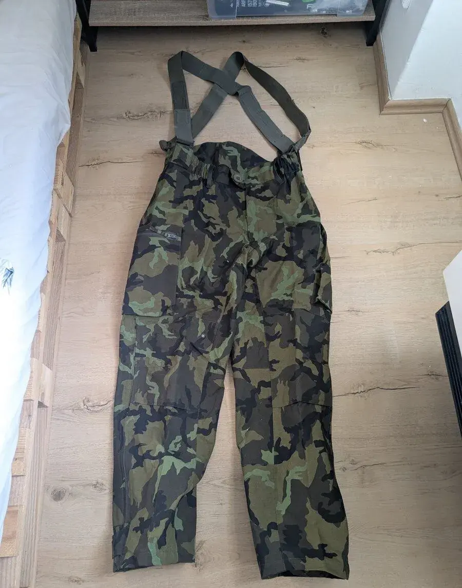 Kalhoty ačr ecwcs Gore-tex Carinthia vz. 95 (vel. 182/88)
