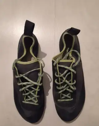 Lezečky Decathlon Simond Rock - vel. 42 ​