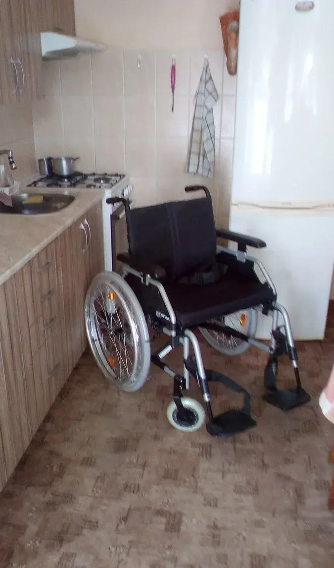 IN.VOZÍK-odlehčen-54 cm-DO 147 KG -možno poslat po ČR