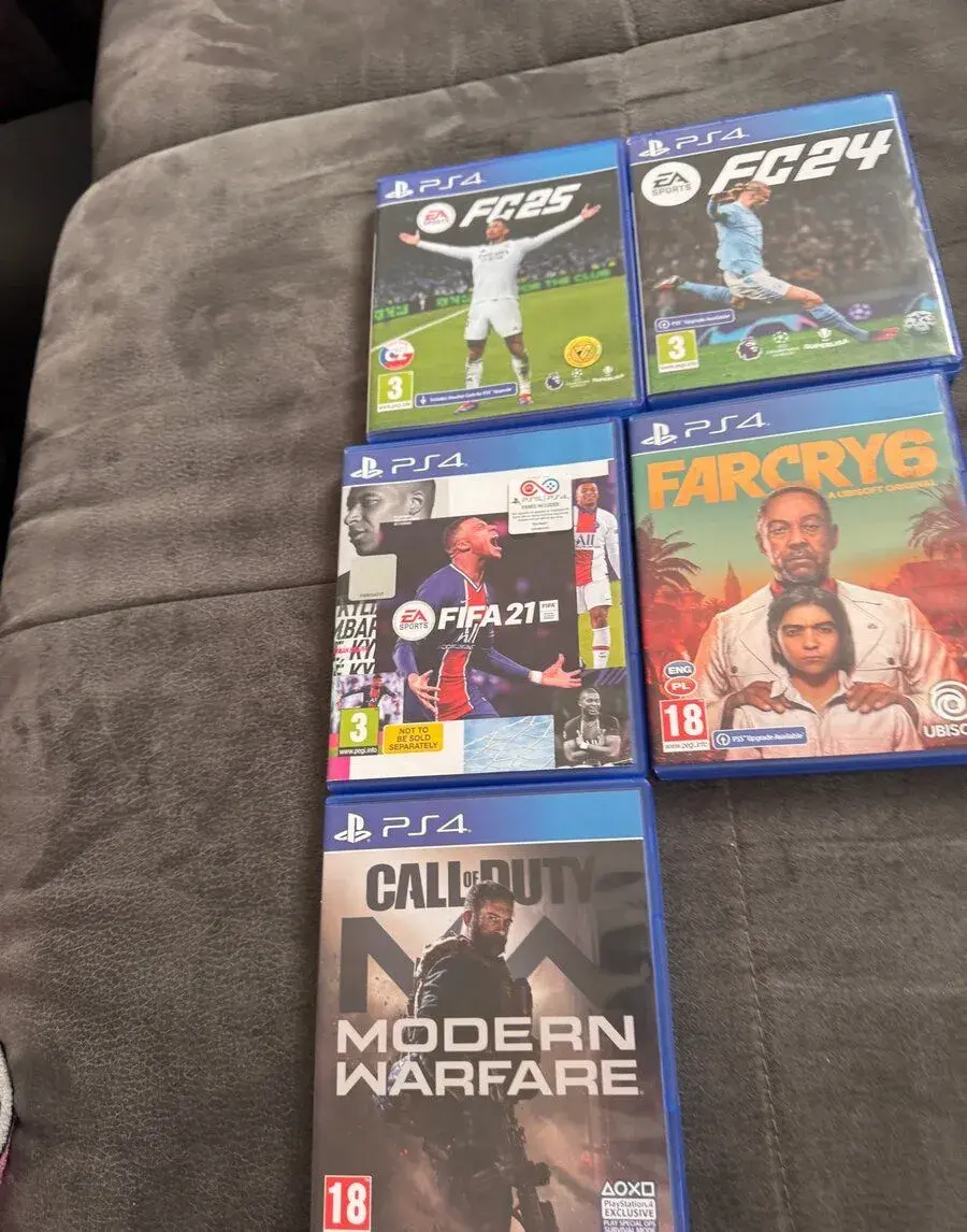 Hry na PS4