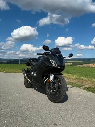 Honda CBR 500R 2025