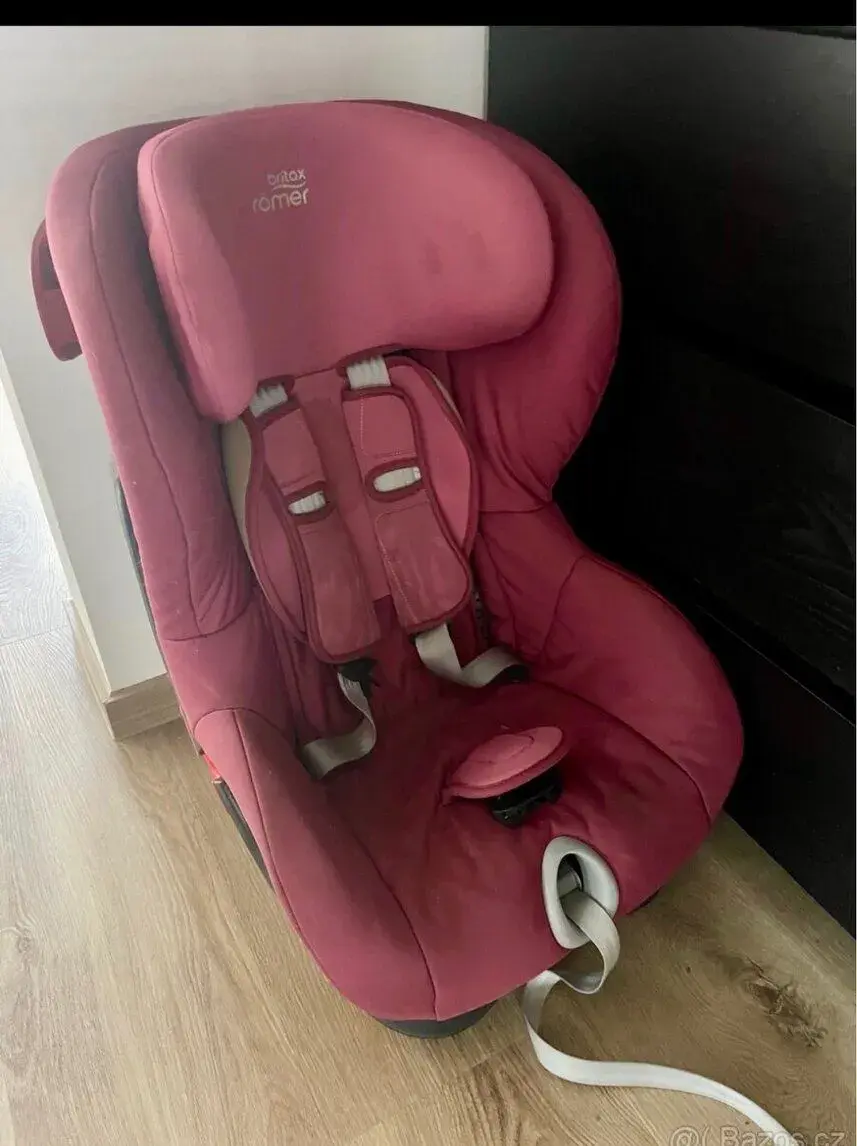 Autosedačka, britax romer