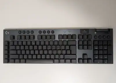 Logitech G915 X LIGHTSPEED, černá - US layout