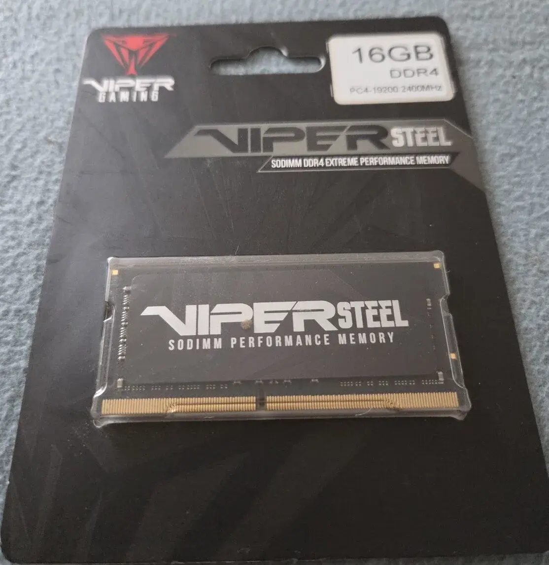 Patriot Viper Steel DDR4 16 GB 2400 MHz - nová