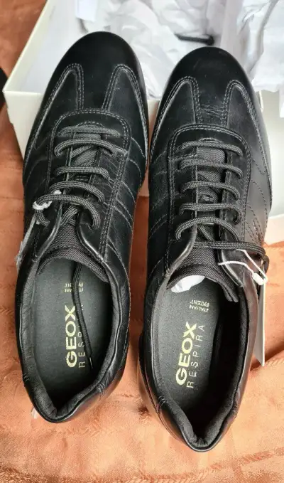 Geox černé kožené nové č.41