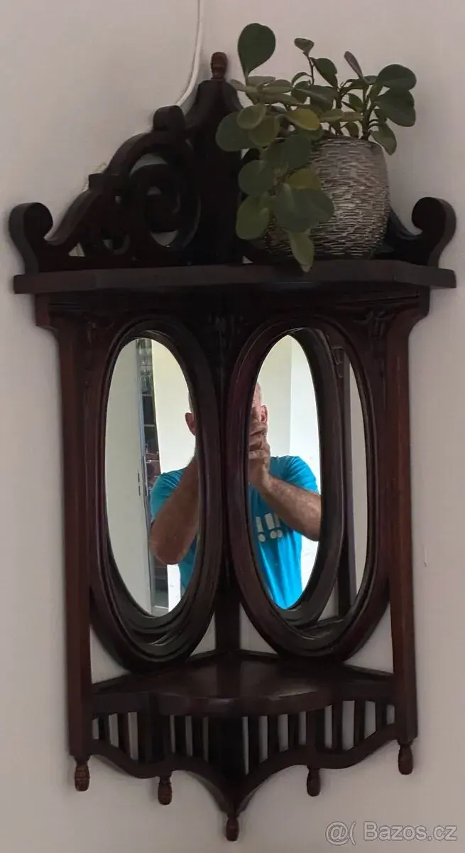 stylový dřevěný nábytek