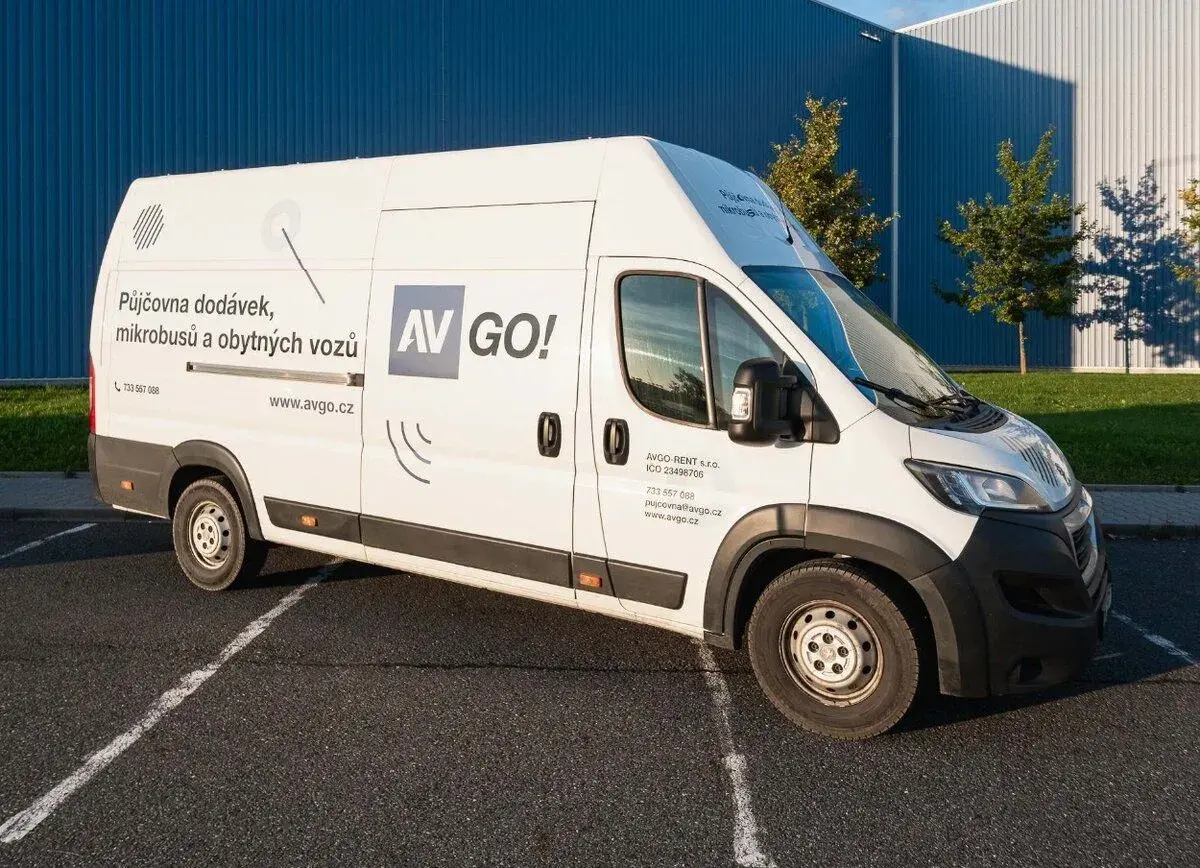 K pronájmu dodávka Peugeot Boxer L4H3 Maxi