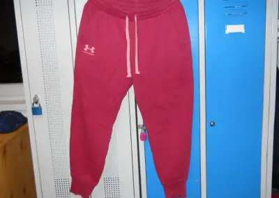 Tepláky UNDER ARMOUR vel. M.