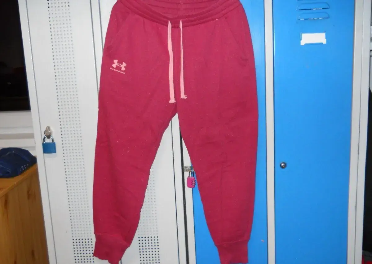 Tepláky UNDER ARMOUR vel. M.
