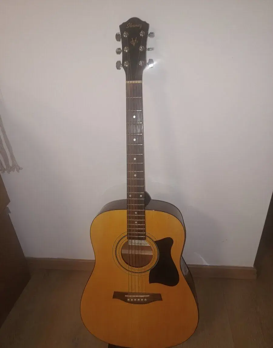 Akustická kytara Ibanez V72E-NT + obal a příslušenství