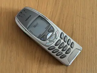 NOKIA 6310i - klasika v super stavu