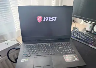MSI GT76 Titan DT i9, RTX 2080 Super, 32GB RAM, 17.3