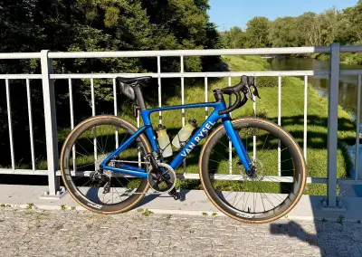Karbonové silniční kolo Van Rysel RCR Rival AXS - XS