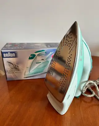 Žehlička Braun