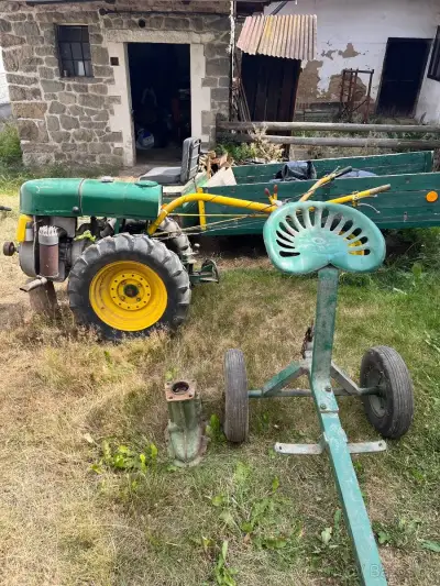 Motorobot PF-62 s příslušenstvím