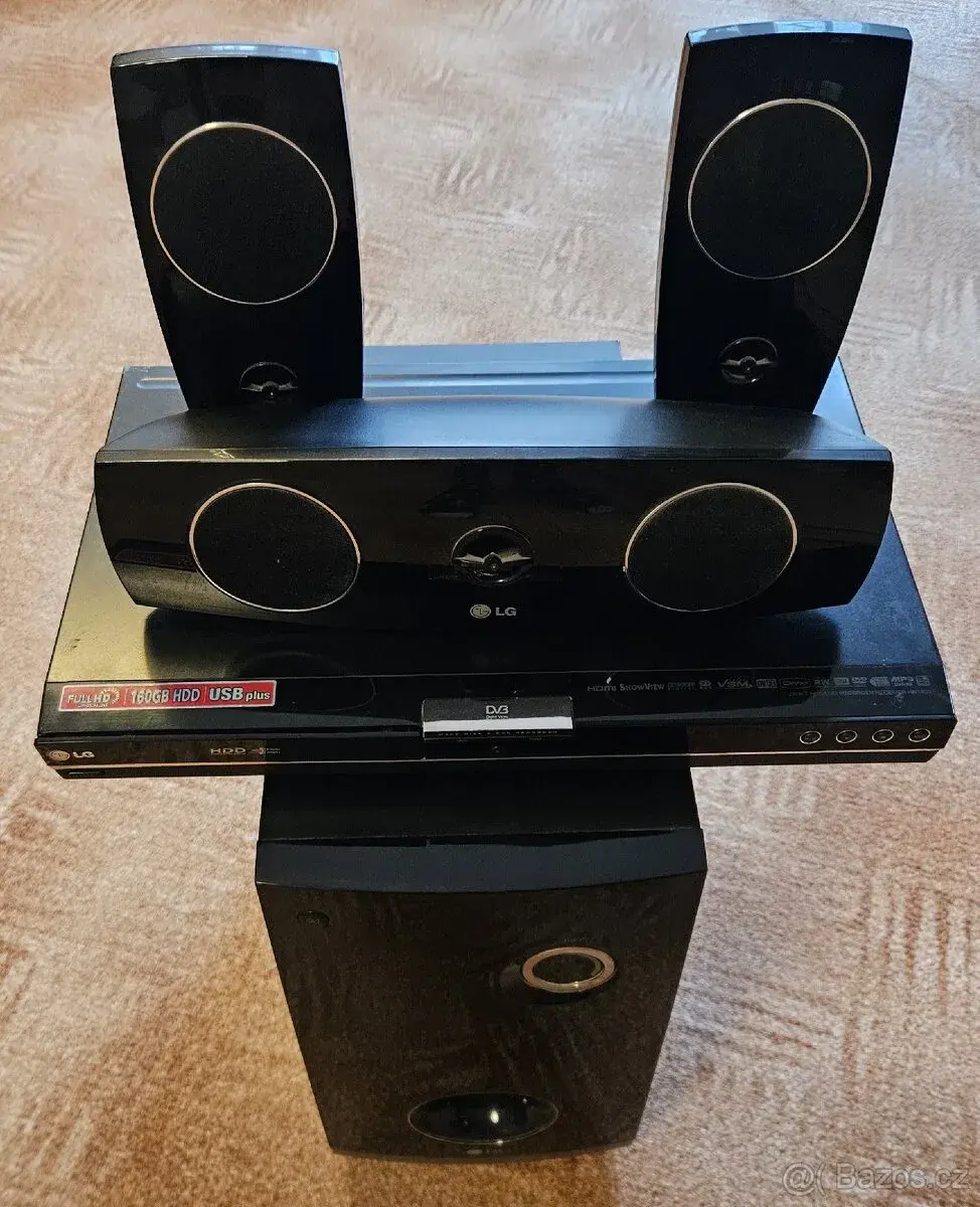Domácí kino LG HRT403DA-P